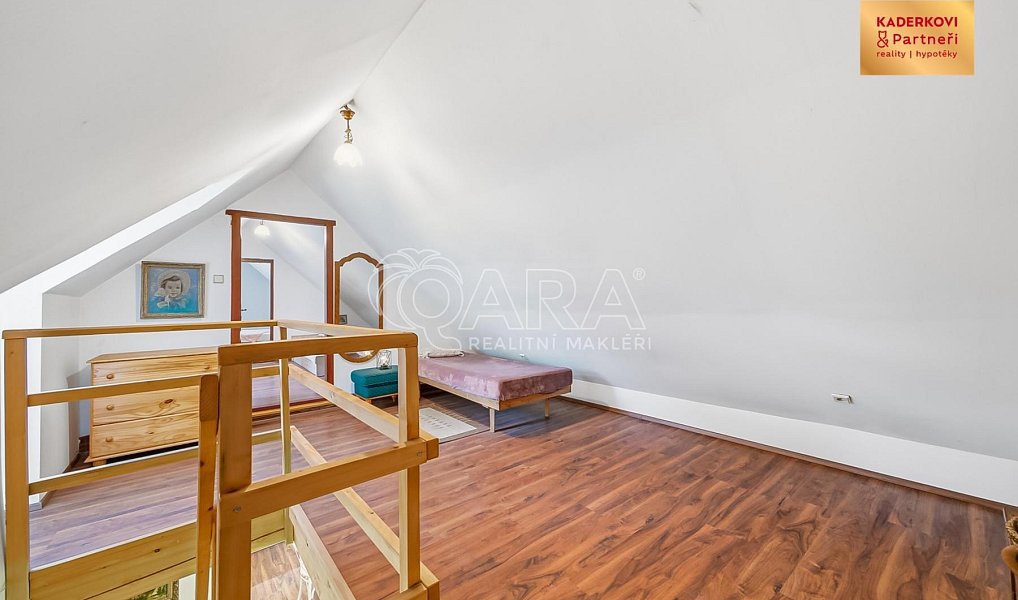 Prodej chaty/chalupy 154 m² s pozemkem 1 408 m², Buková – náhled fotky 37