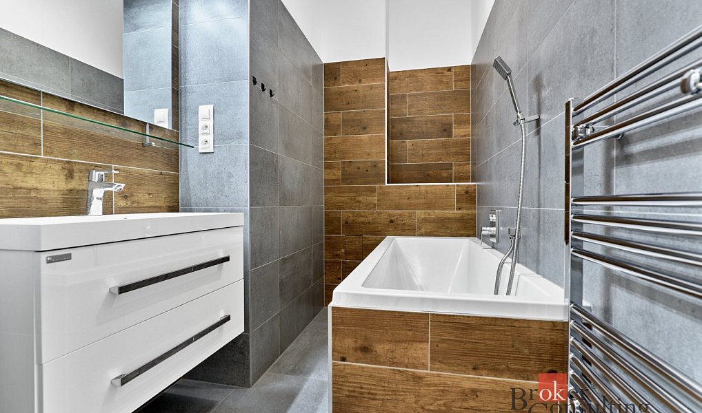 Pronájem bytu 3+kk, 90 m², Cheb