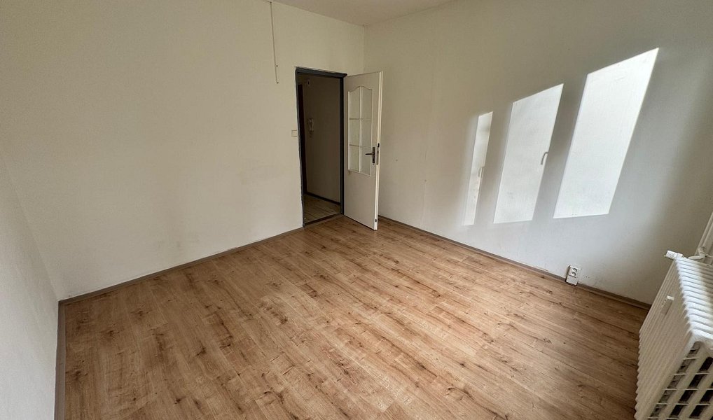 Pronájem bytu 2+1 49 m², Bukovany – náhled fotky 6