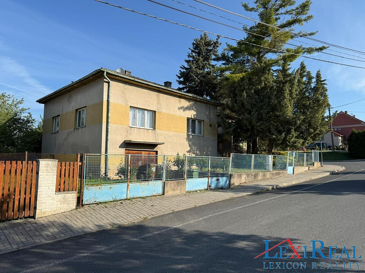 Prodej domu 250 m² s pozemkem 897 m²