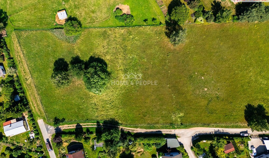 Prodej stavebního pozemku 1 233 m², Kamenice – náhled fotky 4