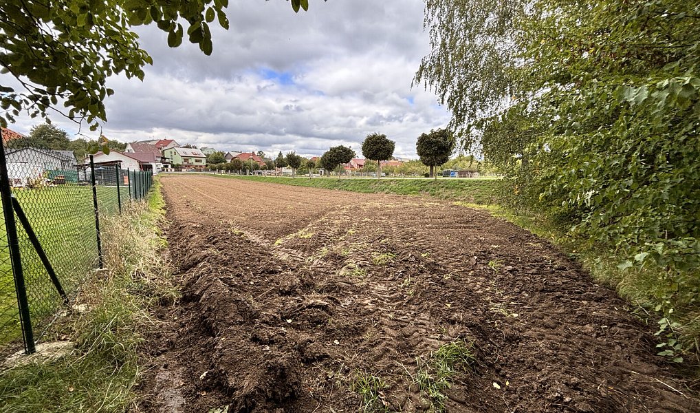 Prodej stavebního pozemku 1 542 m², Věrovany – náhled fotky 8