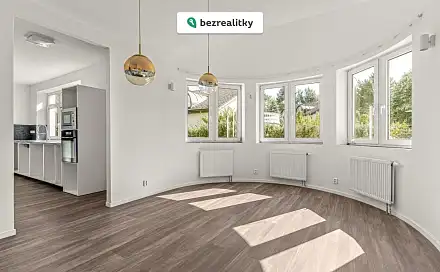 Prodej domu 591 m² s pozemkem 1 275 m², Skuhrovecká, Mnichovice - Božkov, okres Praha-východ