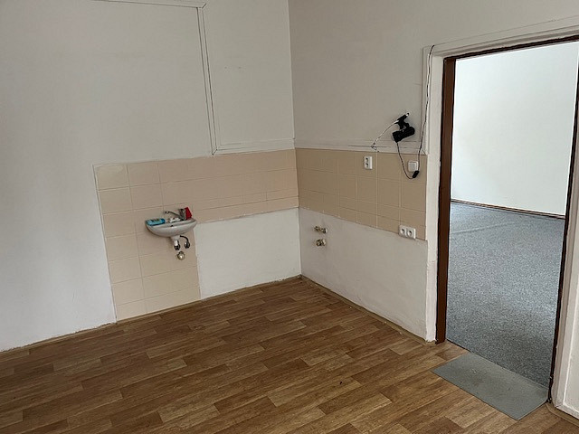 Pronájem kanceláře 70 m² – fotografie 4