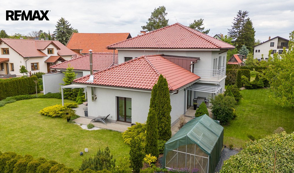 Prodej domu 634 m² s pozemkem 2 143 m², Nučice – náhled fotky 18