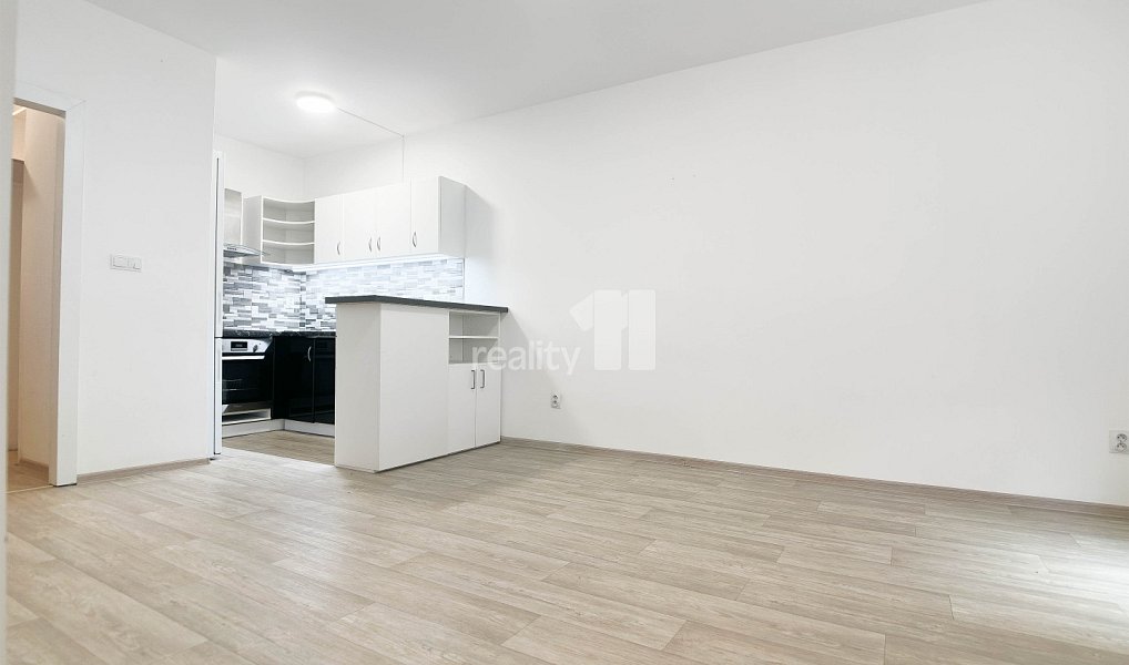 Pronájem bytu 2+kk 38 m², Hulín – náhled fotky 6