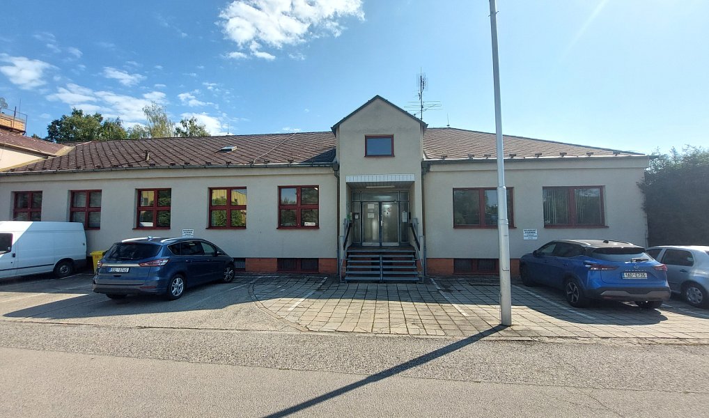Pronájem kanceláře 18 m², Jindřichův Hradec – náhled fotky 2