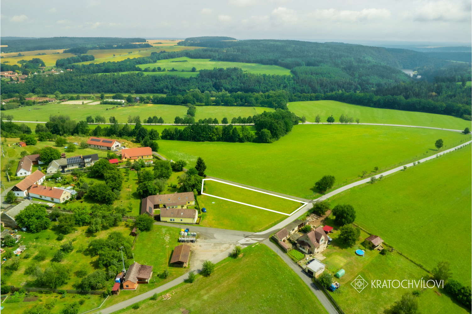 Prodej stavebního pozemku 1 277 m² – fotografie 2