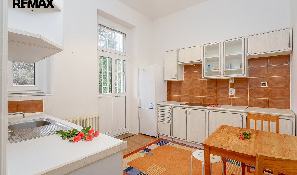 Prodej domu 269 m² s pozemkem 496 m², Praha – náhled fotky 32