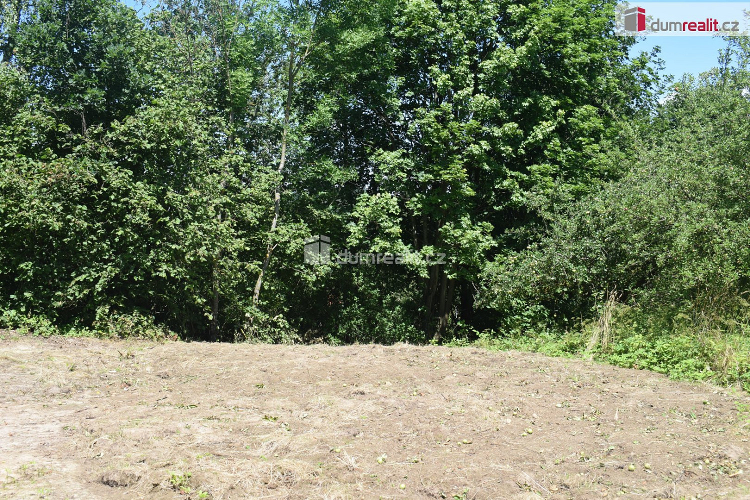 Prodej stavebního pozemku 909 m² - Widok 5