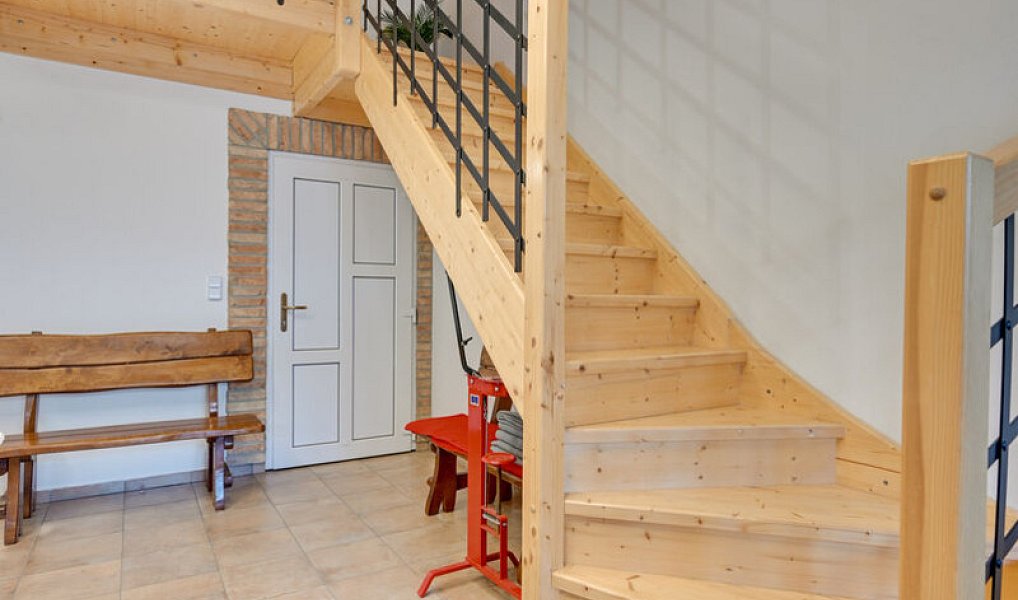 Prodej domu 180 m² s pozemkem 371 m², Dyjákovice – náhled fotky 12