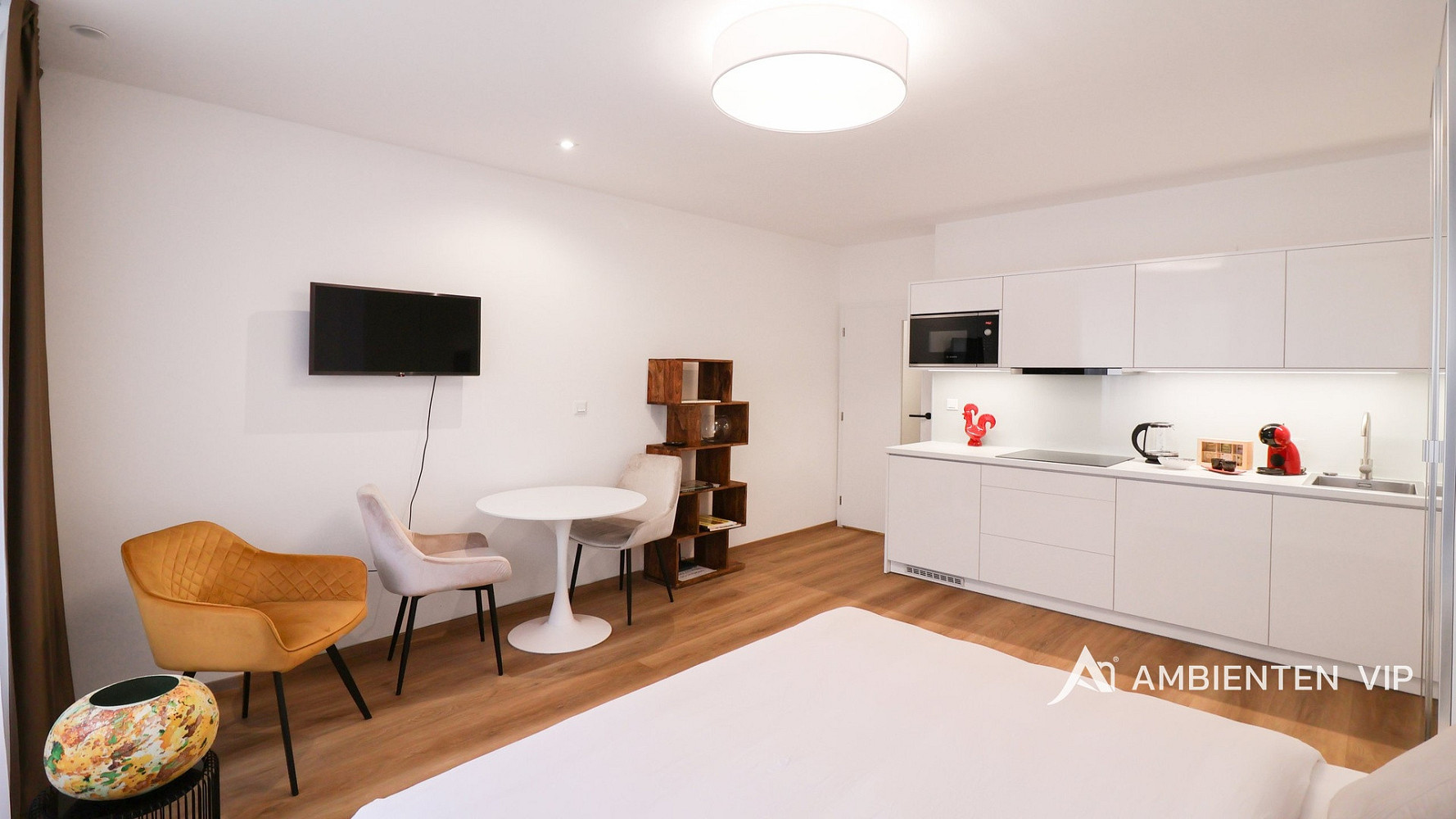 Pronájem bytu 1+kk 28 m² – pohled 3