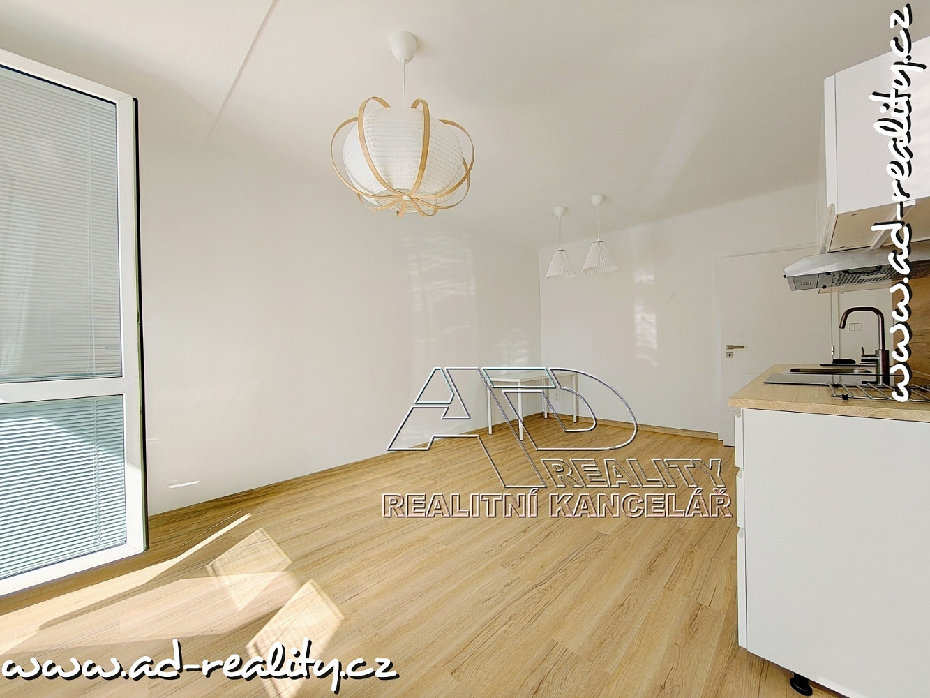 Pronájem bytu 2+kk 49 m² – fotografie 5