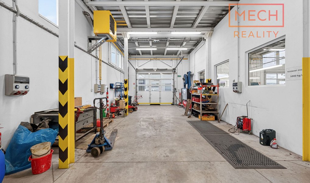 Prodej komerčního objektu (jiného typu) 1 052 m², Bzenec – náhled fotky 3