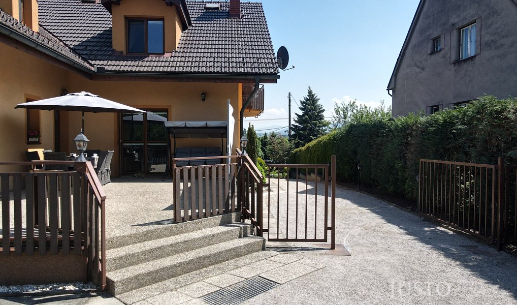 Prodej domu 425 m² s pozemkem 1 449 m², Příbor – náhled fotky 11