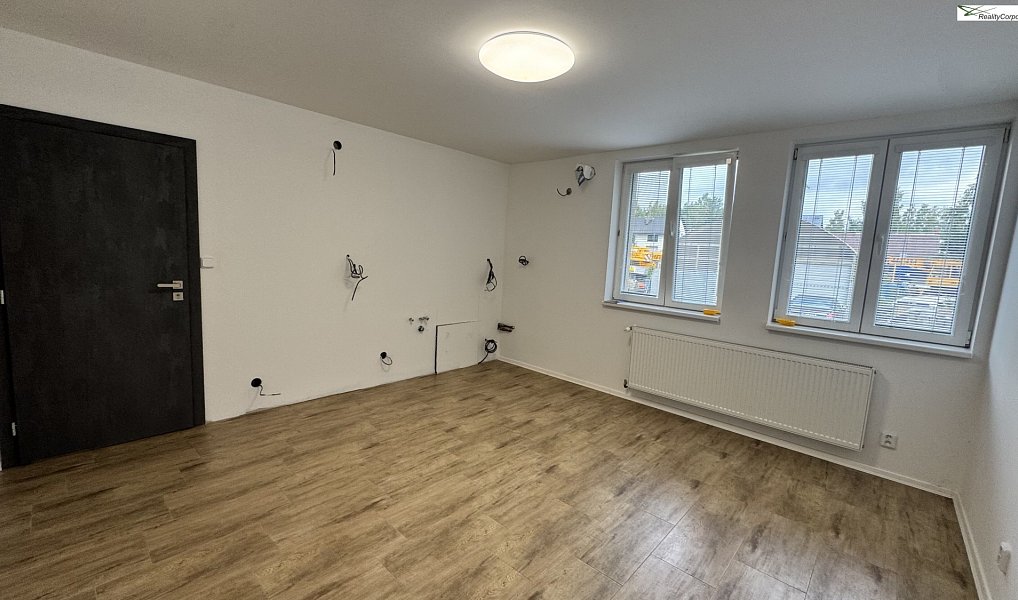 Pronájem obchodních prostor 270 m², Liberec – náhled fotky 9