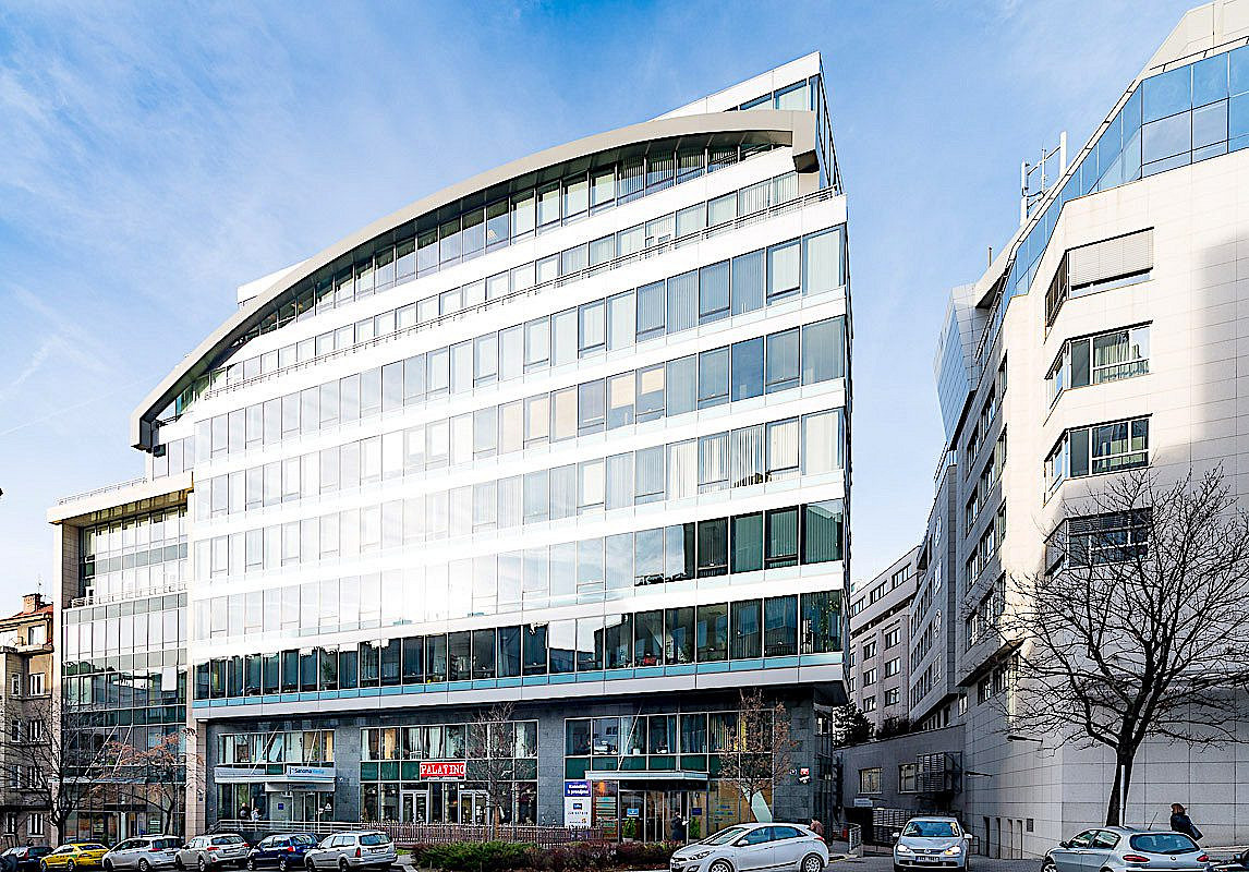 Pronájem kanceláře 968 m²