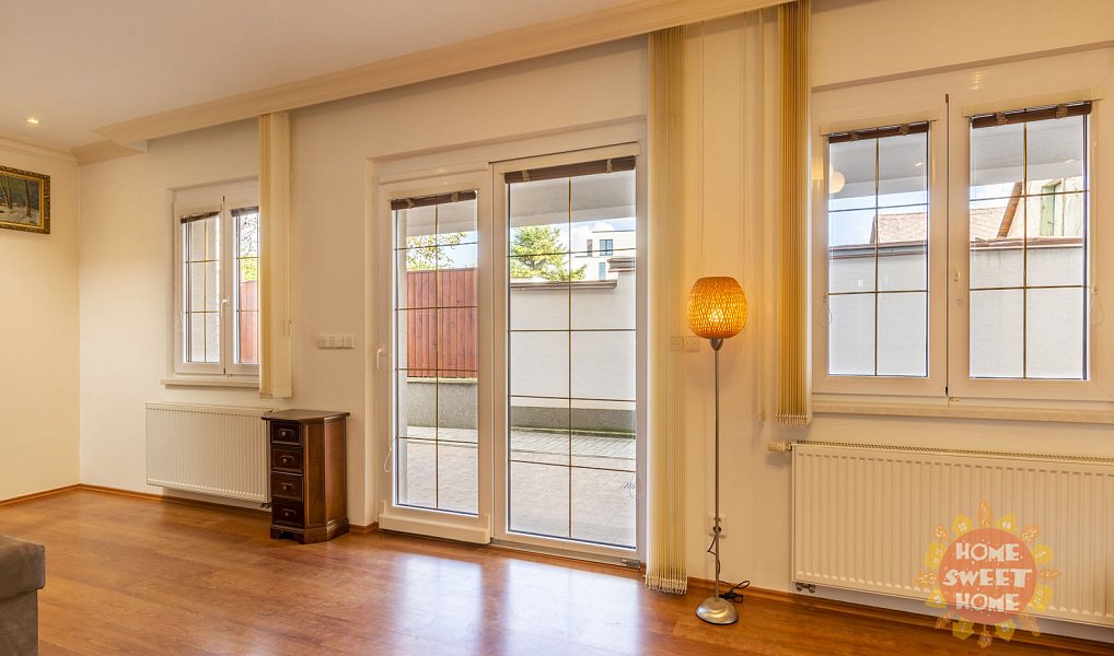 Prodej domu 320 m² s pozemkem 400 m², Praha – náhled fotky 8