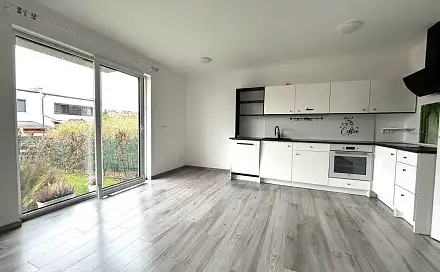 Pronájem bytu 3+kk 77 m²