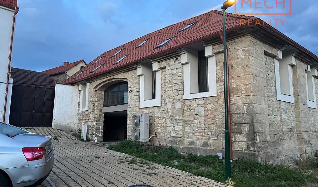 Pronájem bytu 3+kk 63 m², Třebenice – náhled fotky 3