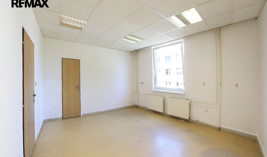 Prodej komerčního objektu (jiného typu) 470 m², Frýdek-Místek – náhled fotky 9