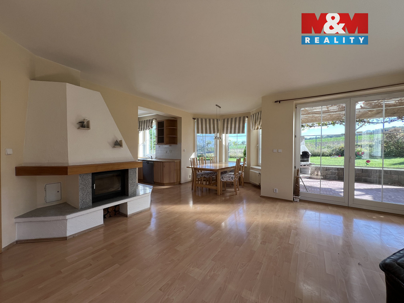 Prodej domu 200 m² s pozemkem 831 m² – fotografie 5