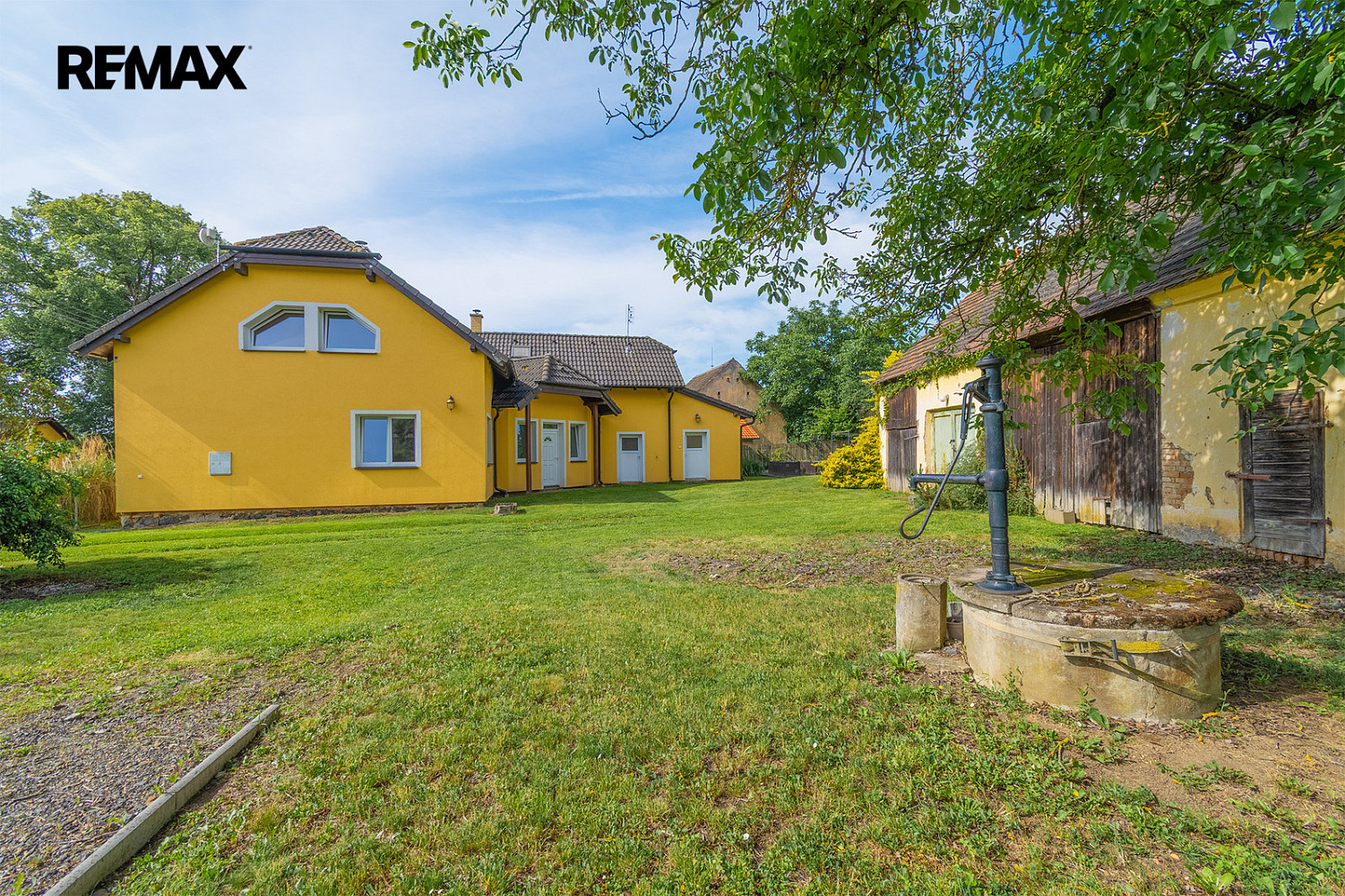 Prodej domu 238 m² s pozemkem 1 042 m² — photo 4