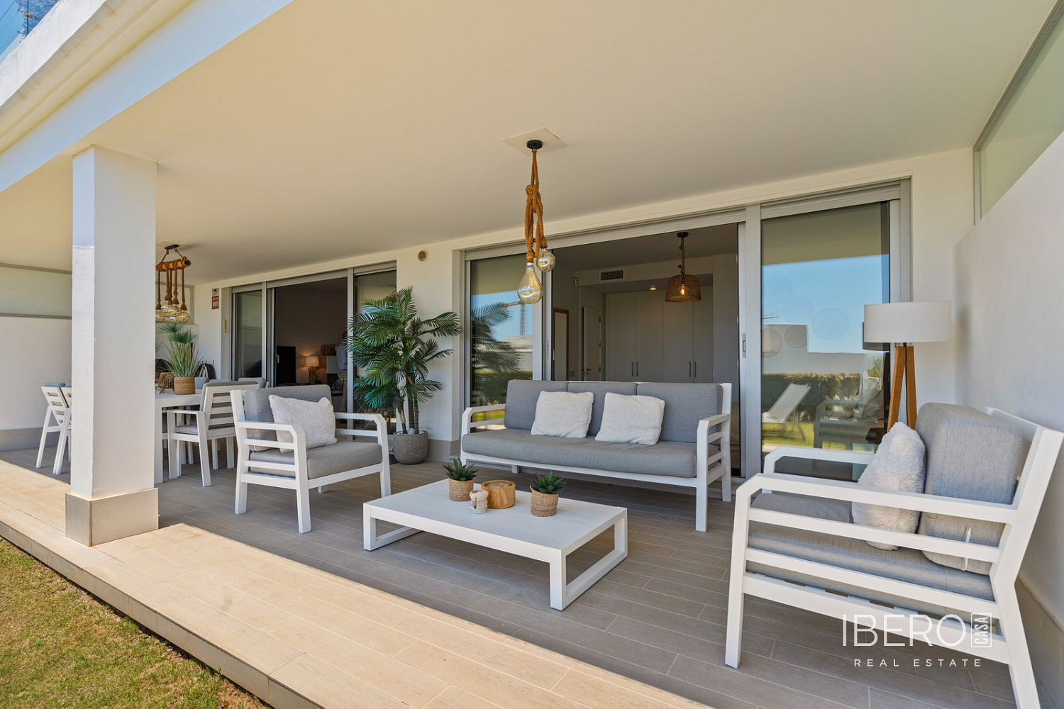 Pis 4+kk – Estepona, Main Entrance Park Beach Estepona, Cancelada - Vista 4