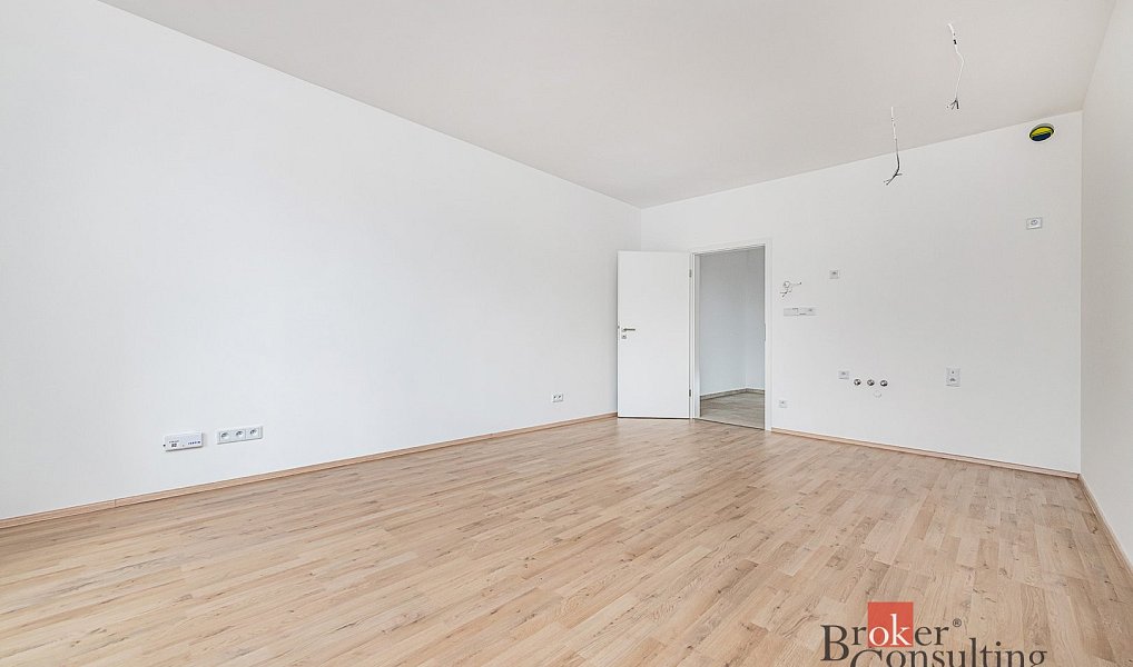 Prodej bytu 1+kk 36 m², Plzeň – náhled fotky 3