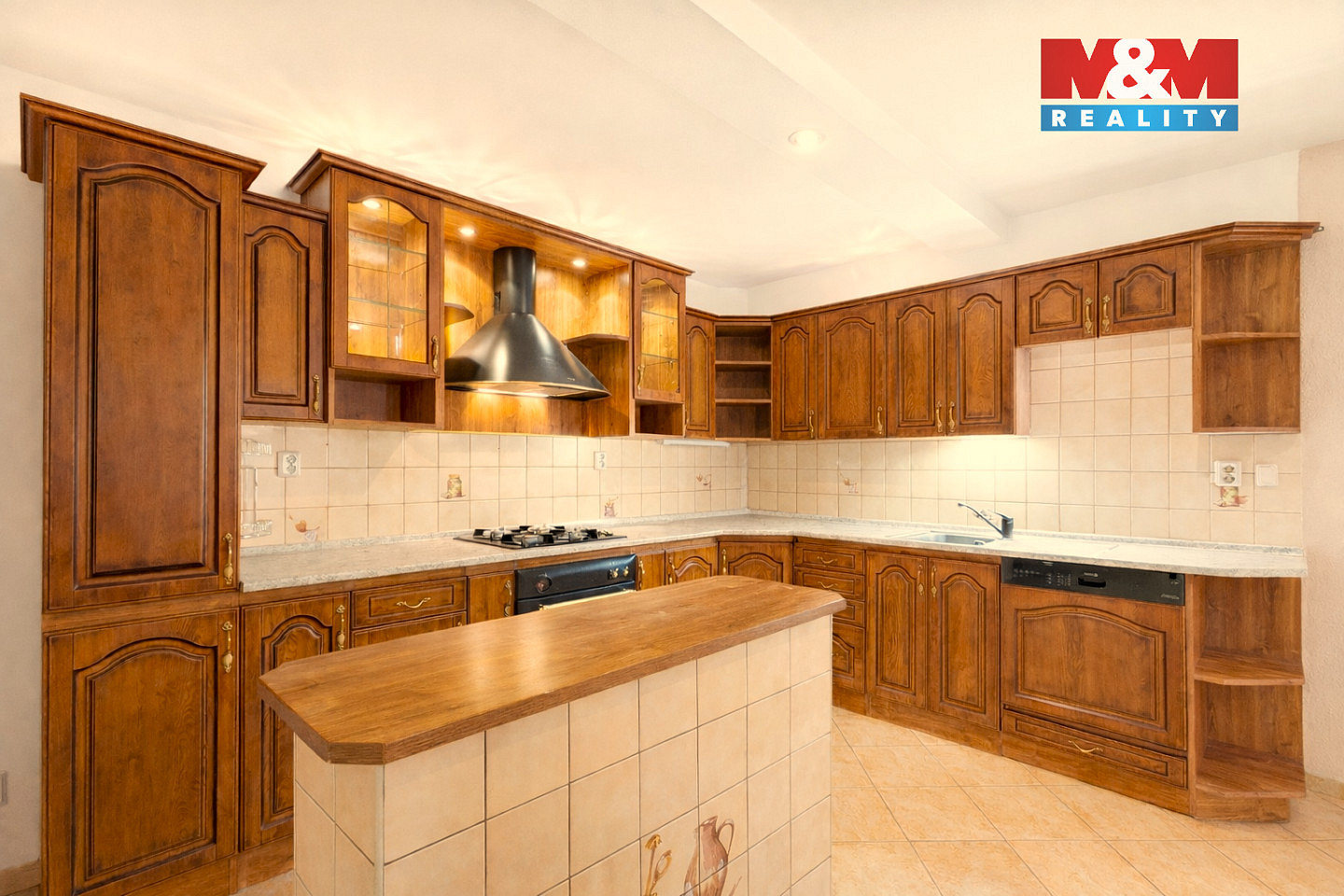 Prodej domu 280 m² s pozemkem 798 m²