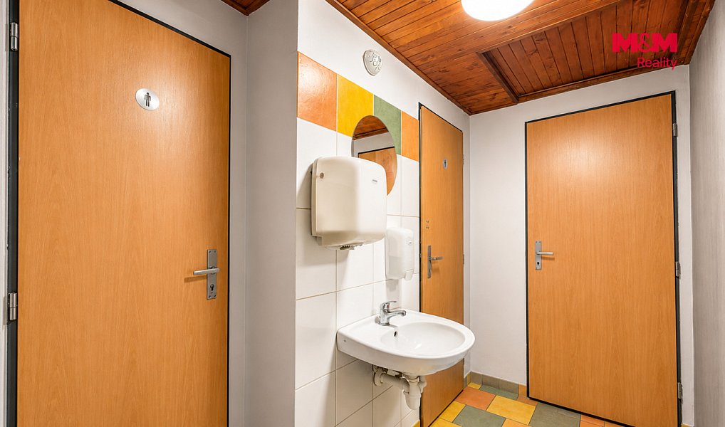 Pronájem restaurace 194 m², Praha – náhled fotky 15