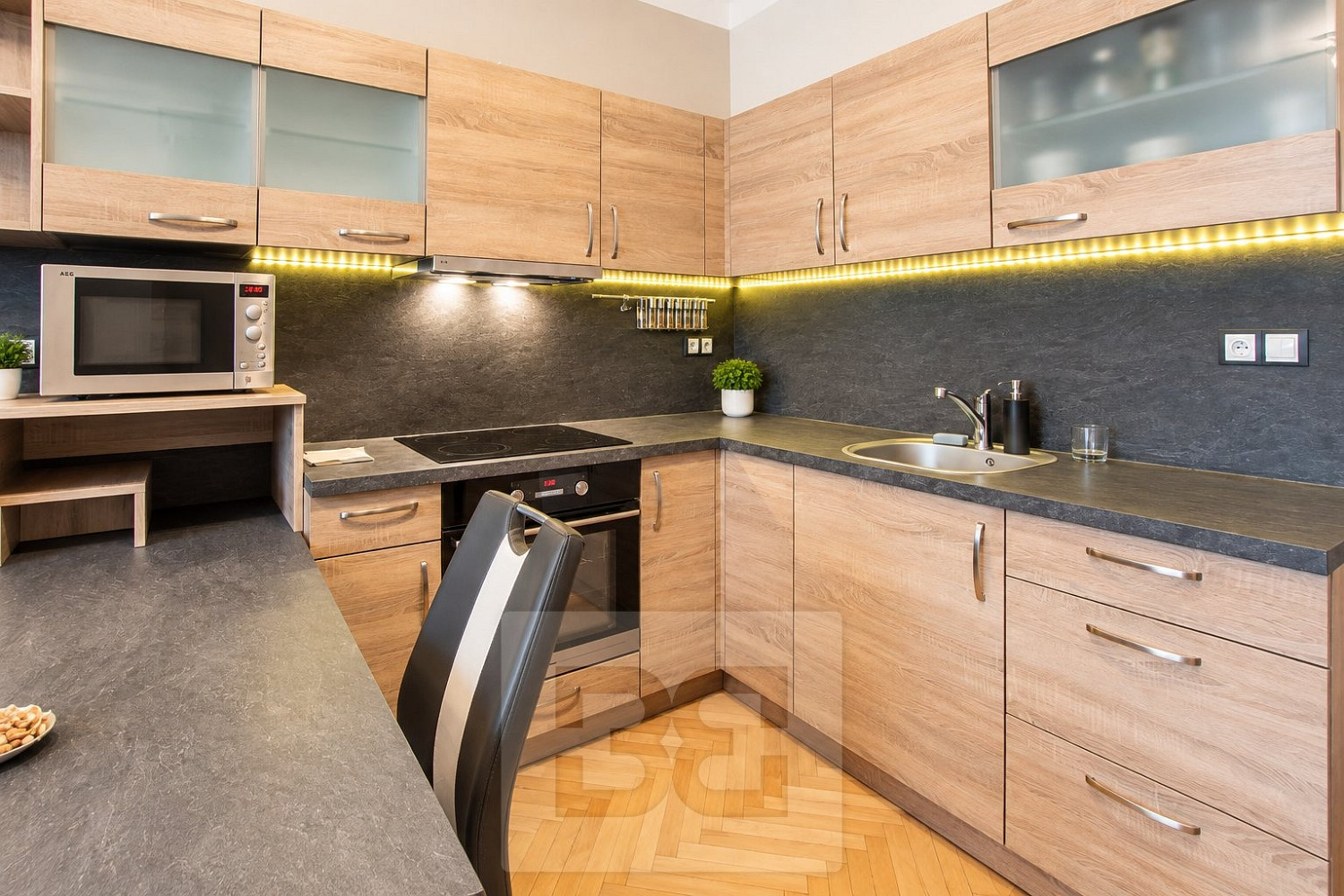 Pronájem bytu 3+kk 52 m² – fotografie 3