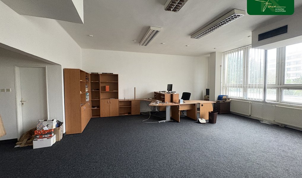 Pronájem kanceláře 1 722 m², Česká Lípa – náhled fotky 13
