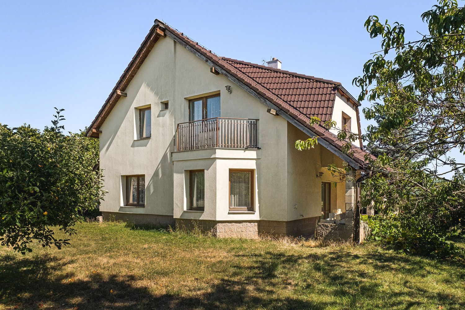 Prodej domu 178 m² s pozemkem 1 100 m²