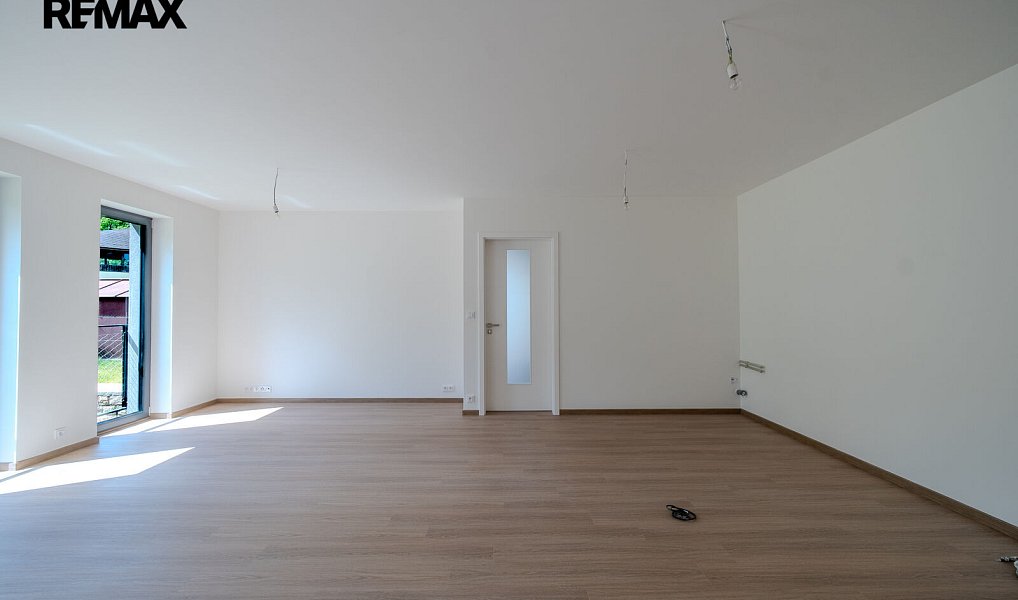 Prodej bytu 3+kk 95 m², Jablonec nad Nisou – náhled fotky 26