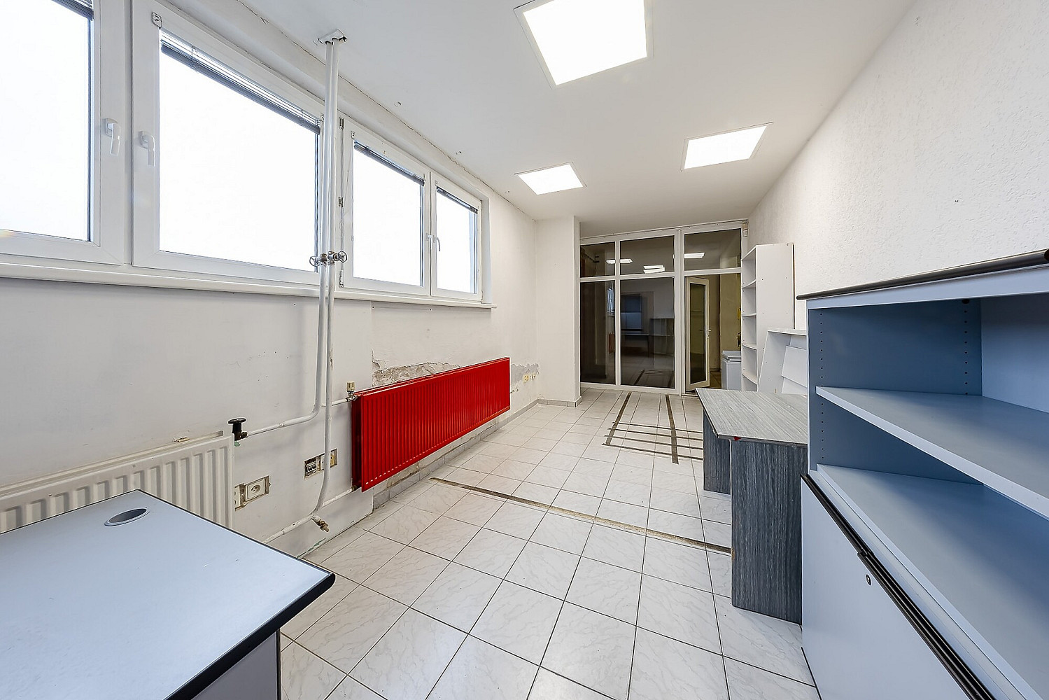 Pronájem obchodních prostor 534 m² – fotografie 2