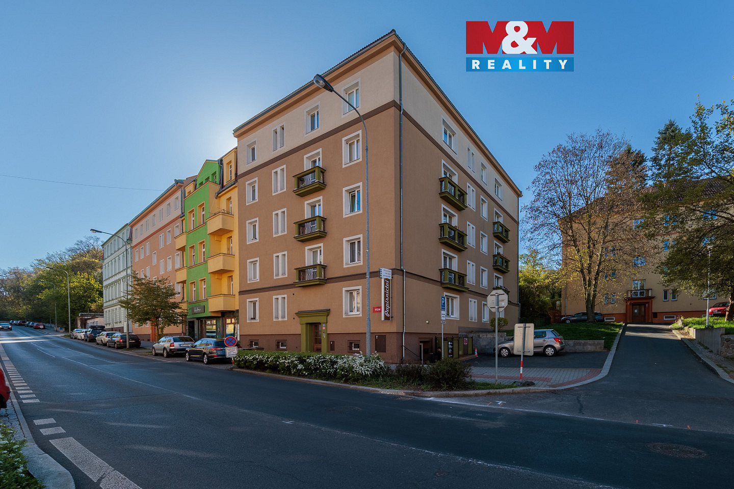 Prodej obchodních prostor 147 m²