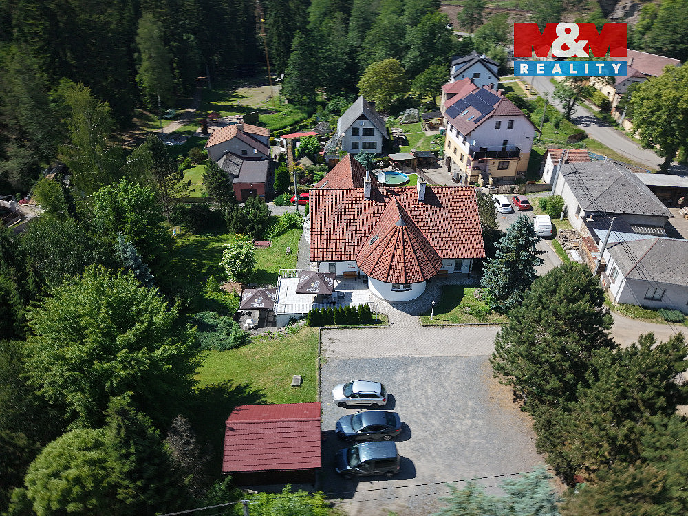 Prodej ubytovacího objektu 716 m² – fotografie 3