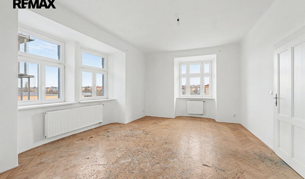 Prodej bytu 3+1 99 m², Praha – náhled fotky 2