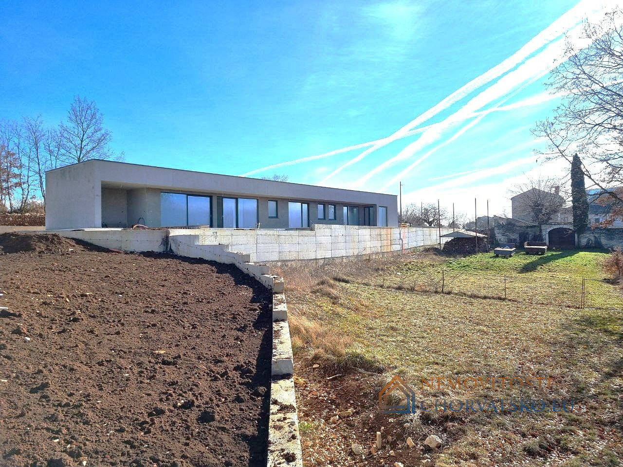 Prodej domu 176 m² s pozemkem 742 m² - Widok 6