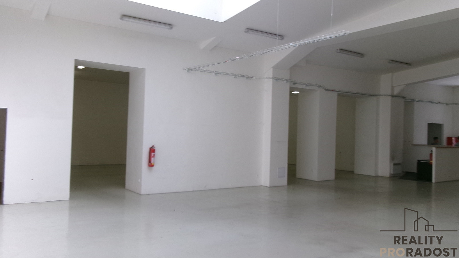 Pronájem skladovacích prostor 464 m² — photo 2