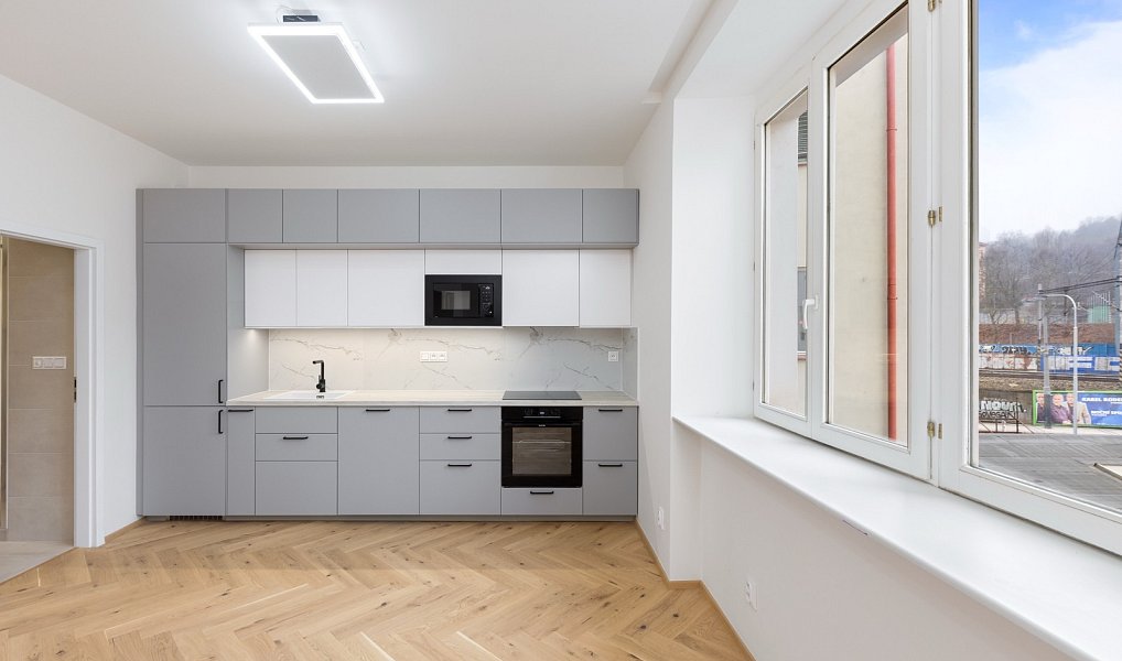 Pronájem bytu 1+kk 38 m², Praha – náhled fotky 7