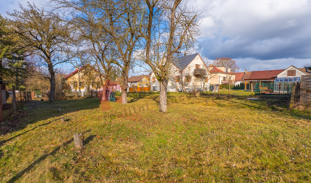 Prodej stavebního pozemku 945 m², Malšice – náhled fotky 18