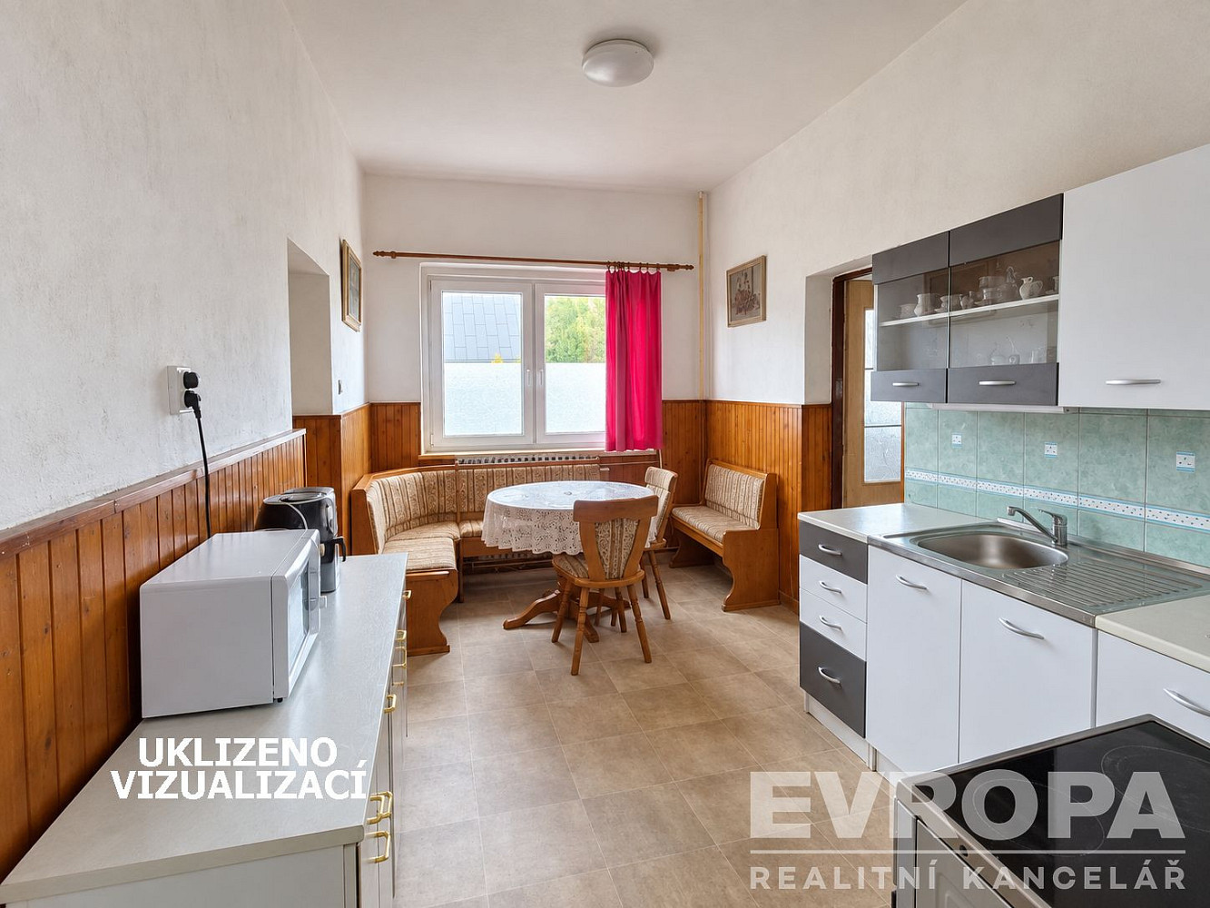 Prodej domu 240 m² s pozemkem 383 m² – fotografie 4