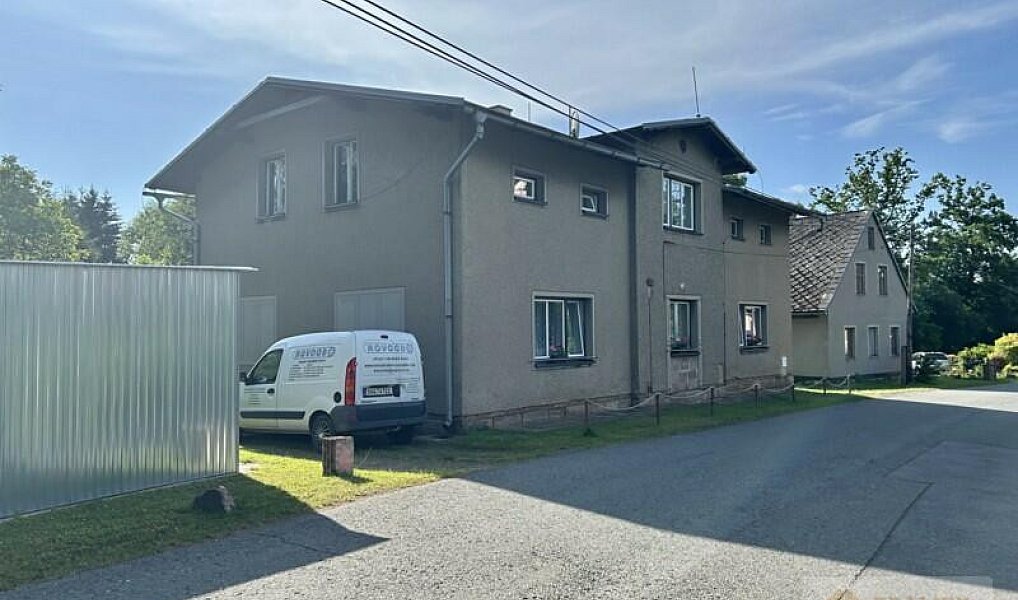 Prodej domu 140 m² s pozemkem 483 m², Broumov – náhled fotky 2
