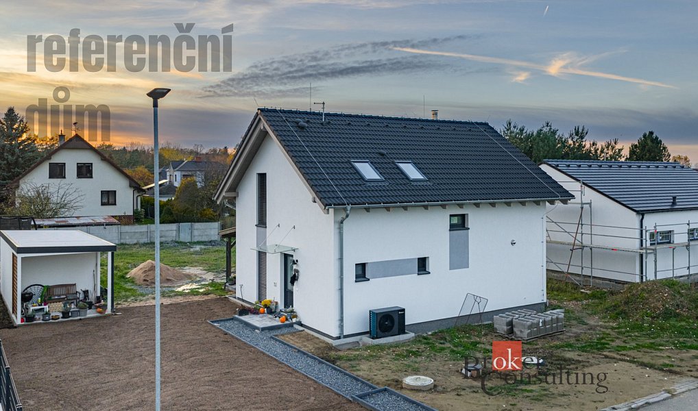 Prodej domu 125 m² s pozemkem 816 m², Sezemice – náhled fotky 2