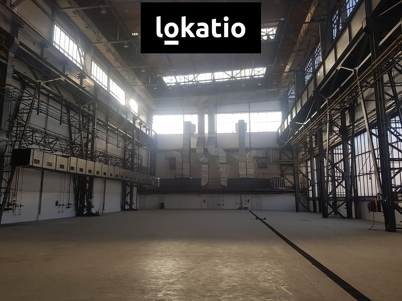Pronájem skladovacích prostor 1 980 m²