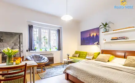 Prodej bytu 1+1 35 m², U družstev, Praha 4 - Nusle