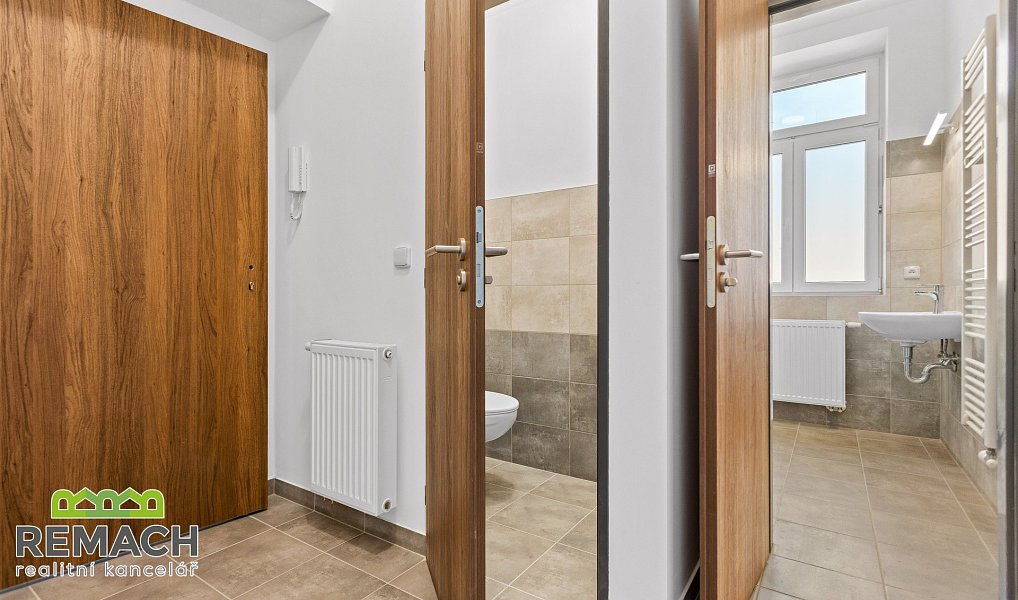 Pronájem bytu 1+1 42 m², Náchod – náhled fotky 7