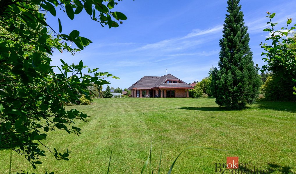 Prodej domu 372 m² s pozemkem 2 751 m², Štěnovice – náhled fotky 37